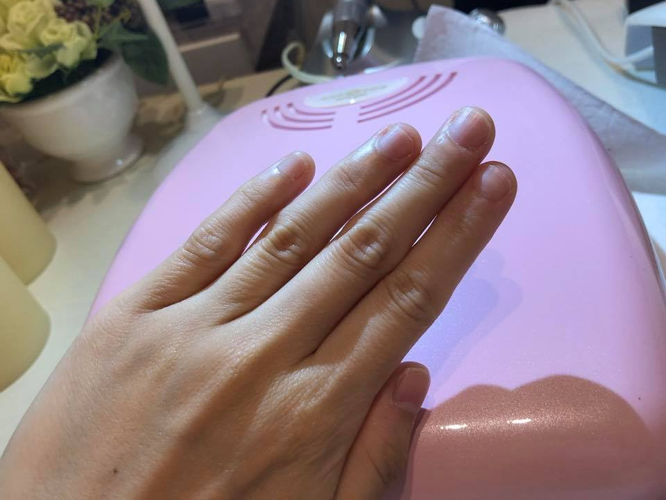 ダメージレスなジェルネイル体験