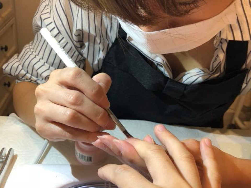 ダメージレスなジェルネイル体験