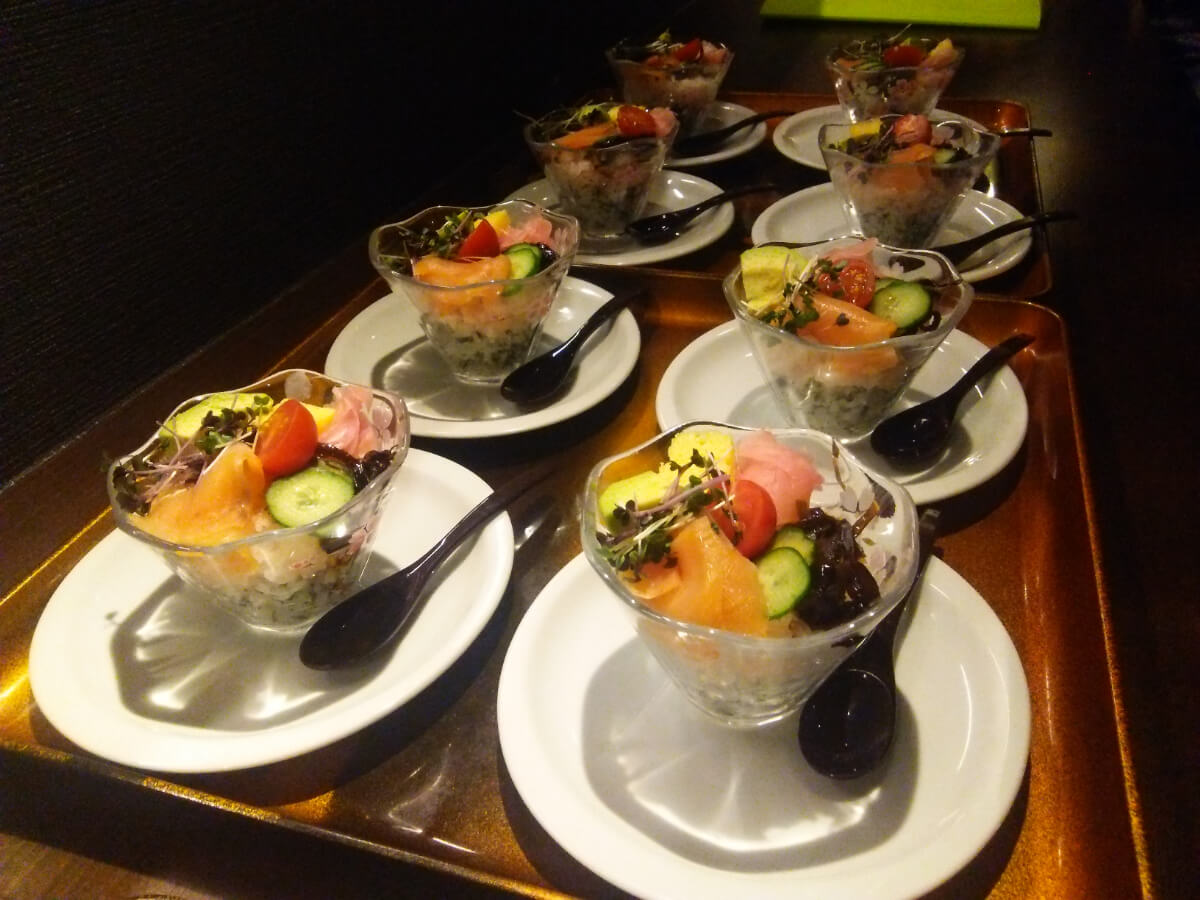 Faithライブ 癒やしの音楽と地元ダイニングで心豊かに