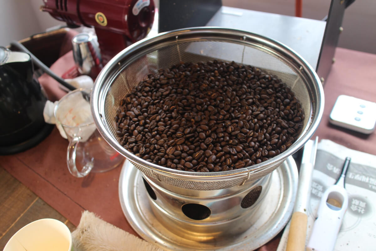 コーヒーベルトをサクッと横断ツア－（飲み比べ）