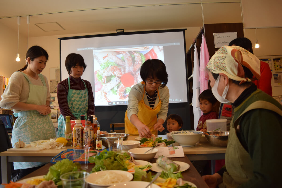 ライスペーパーを使ったベトナム料理