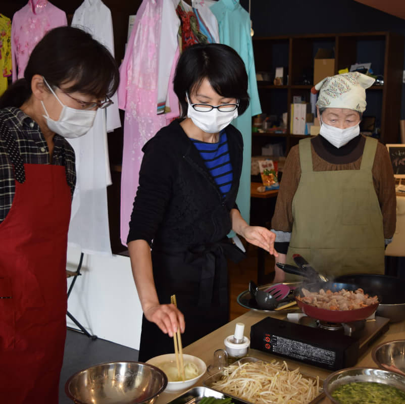ライスペーパーを使ったベトナム料理教室
