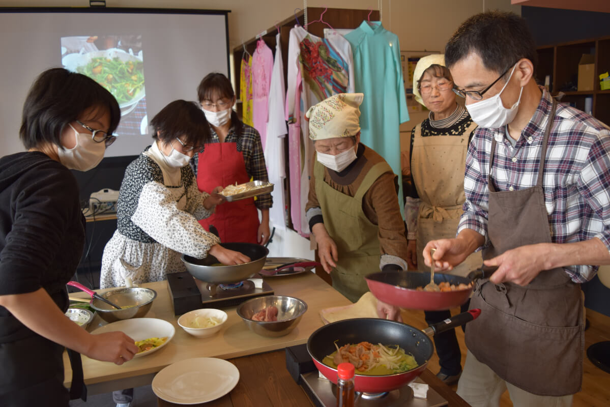ライスペーパーを使ったベトナム料理