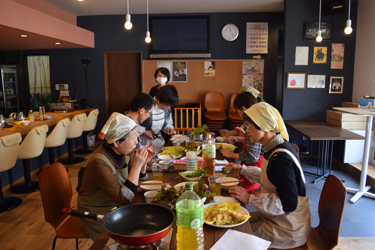 ライスペーパーを使ったベトナム料理