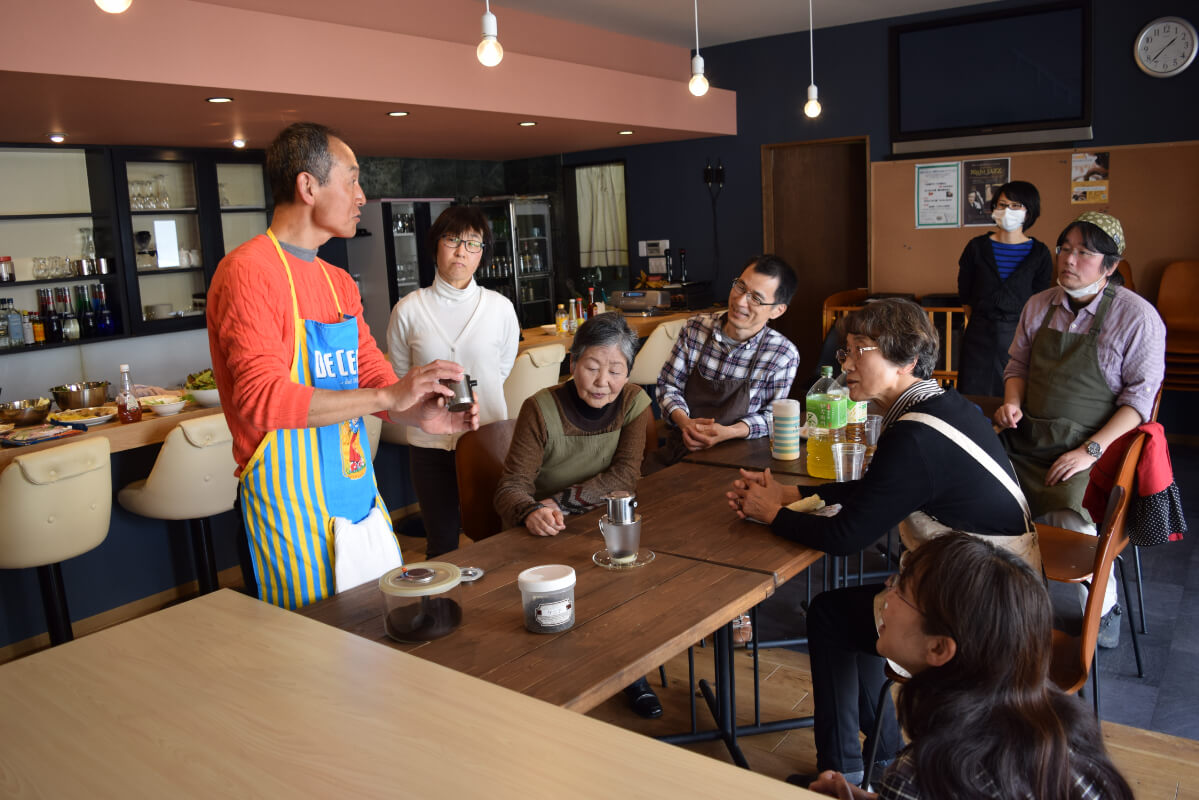 ライスペーパーを使ったベトナム料理