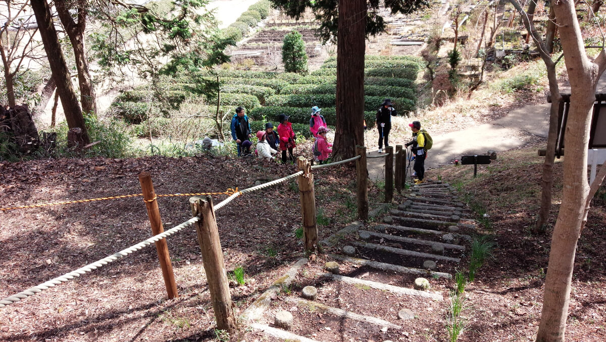 ノルディックウォーキングで笑おう