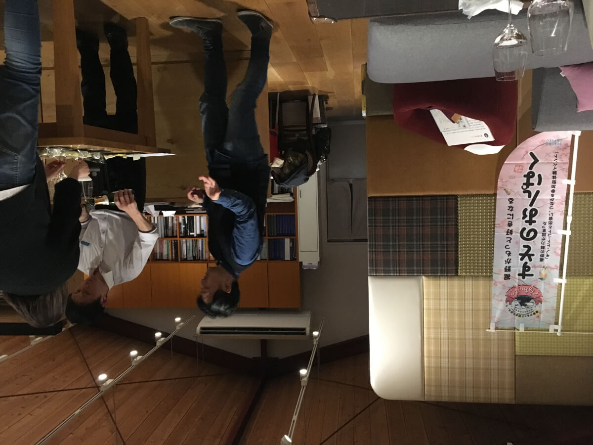 SOFA meets SAKE ソファに座ってお酒を学ぼう