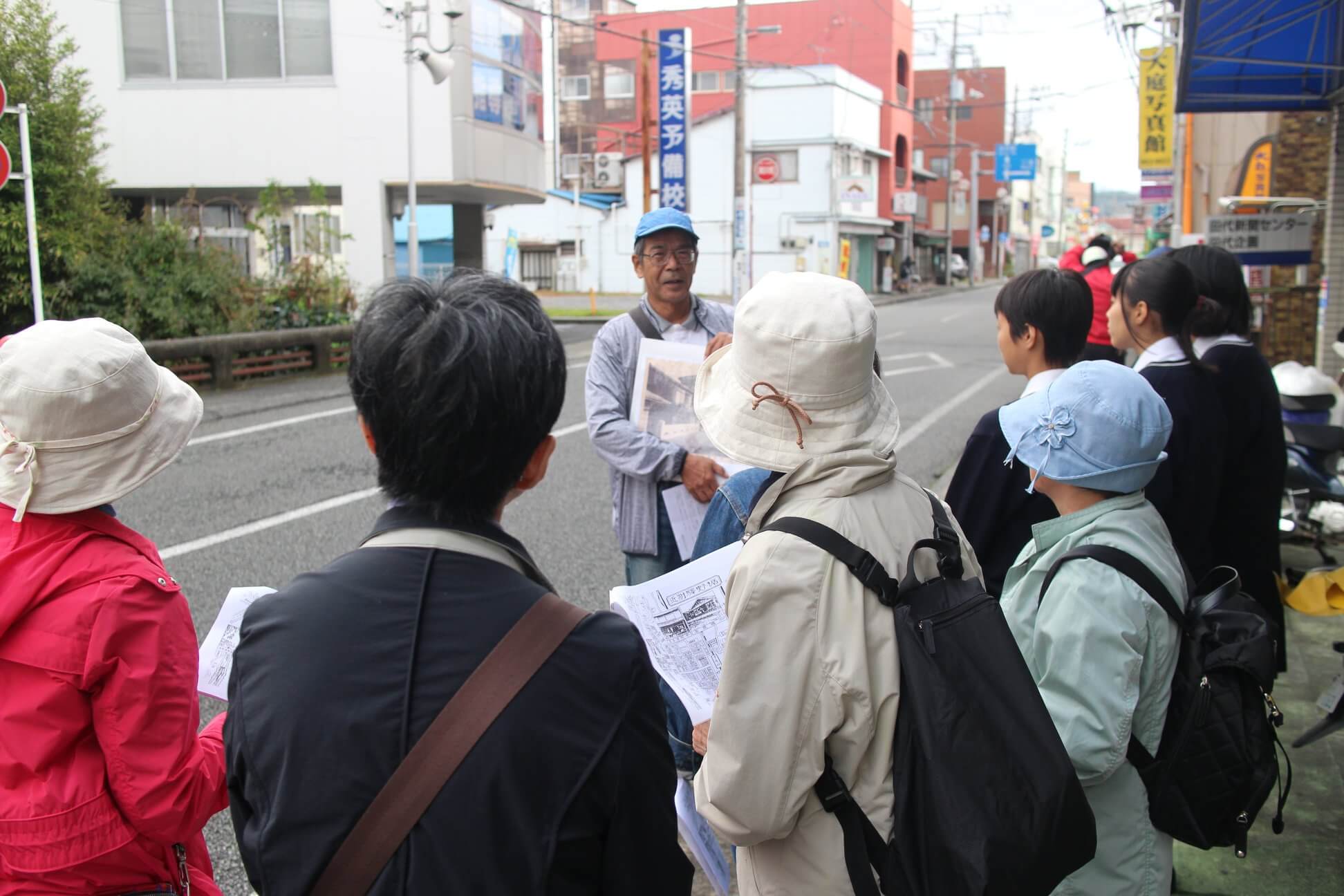 ブラタグチ すその街歩き 野なかの瀧を歩く