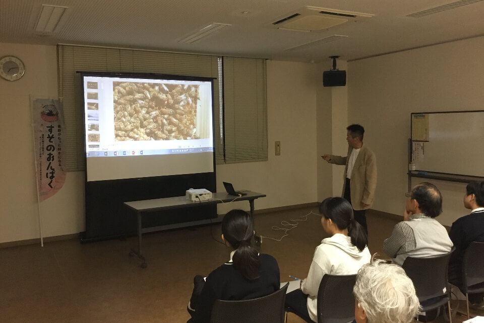 驚くべきハチの世界 十蜂蜜試食会