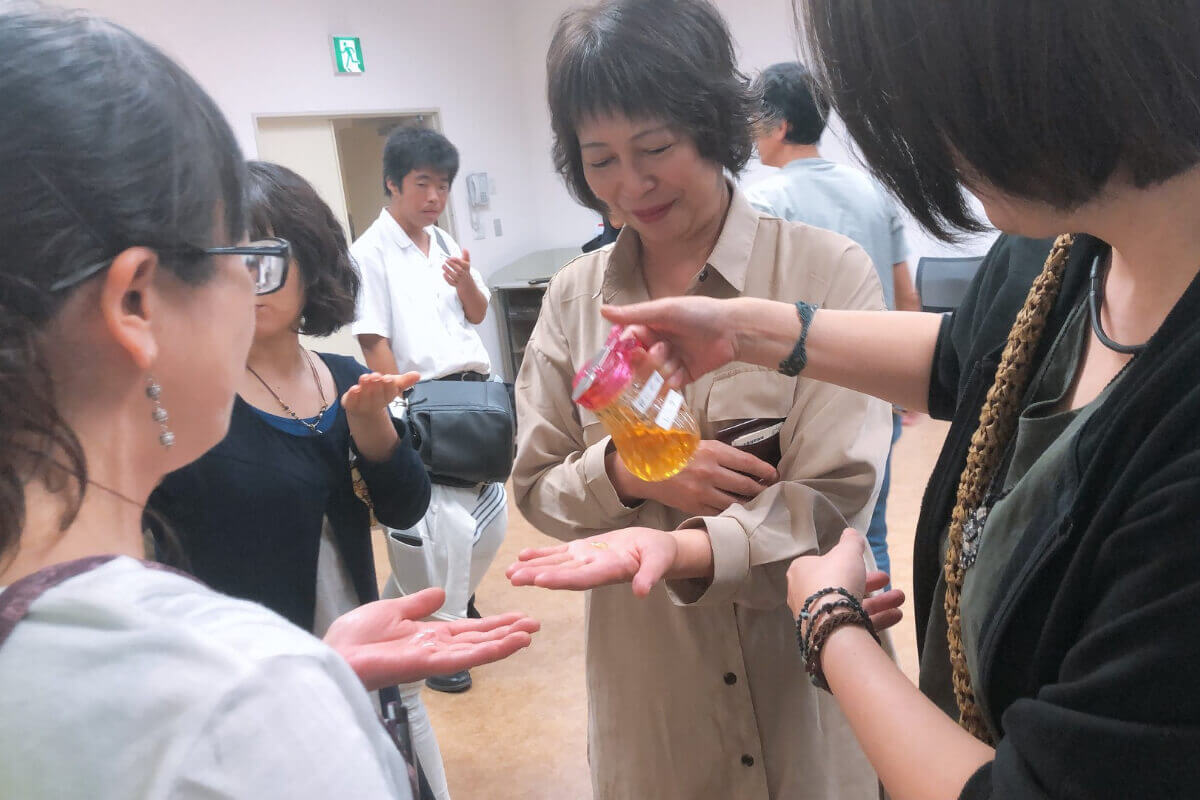 驚くべきハチの世界 十蜂蜜試食会