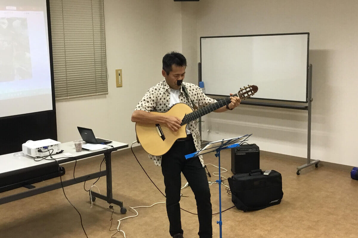 驚くべきハチの世界 十蜂蜜試食会