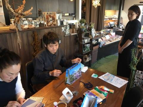 裾野市のカレンダーを使って富士山紙バッグを作ろう！