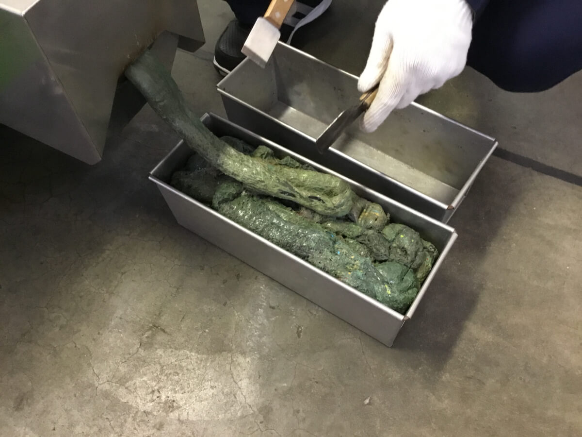 究極リサイクル!プラスチックから燃料油