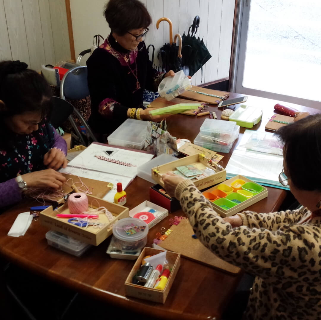 結んで作る自分だけのマクラメアクセサリー