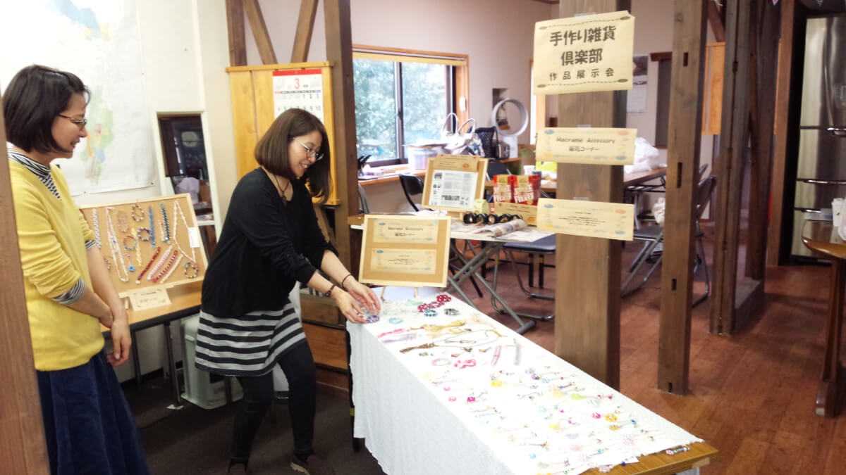 結んで作る自分だけのマクラメアクセサリー